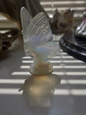 Vintage Sabino France Glass Opened Wing Butterfly